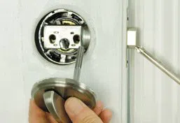 Amber Locksmith Store Waterbury, CT 203-433-3679 - Lock-replace